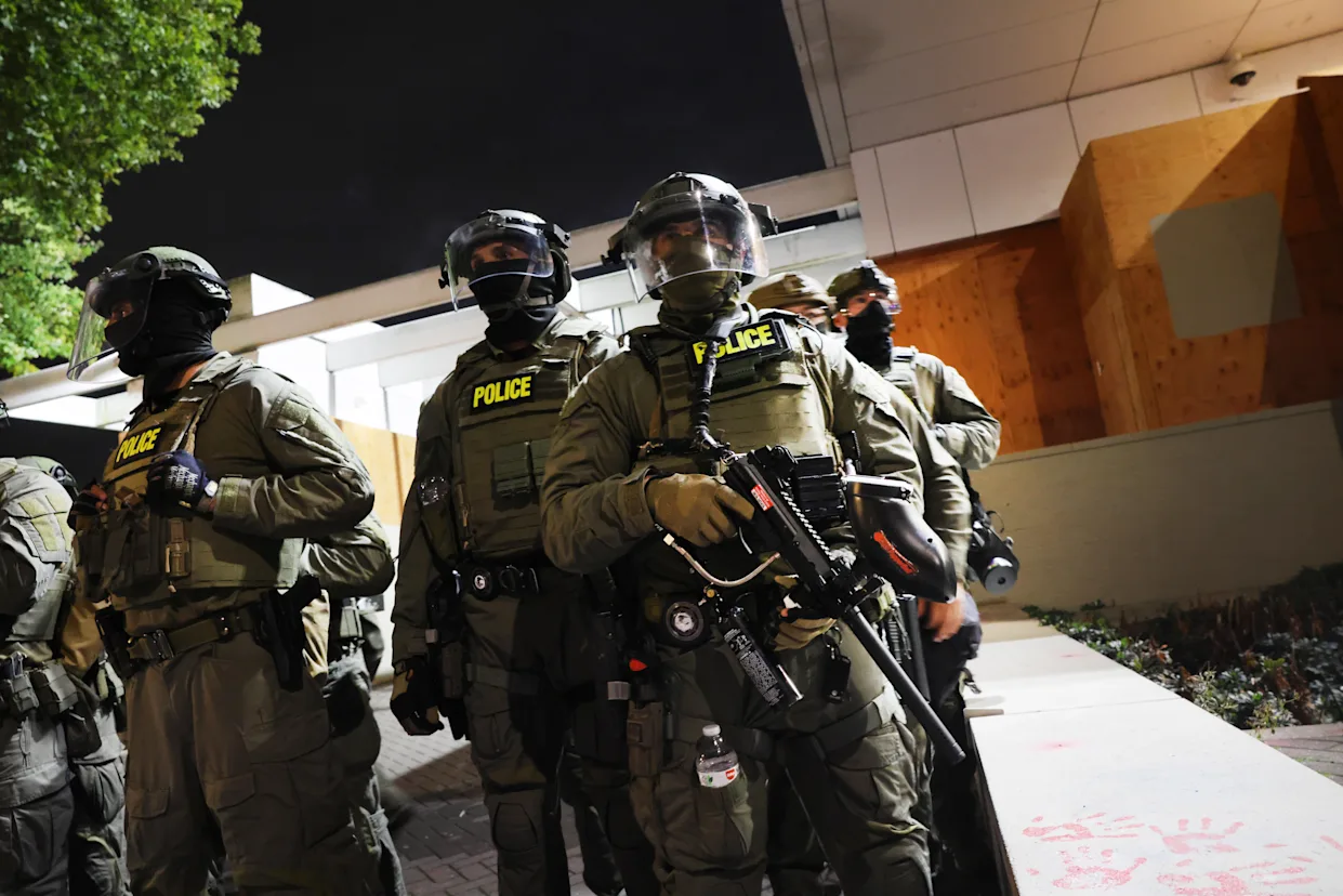 Federal agents launch immigration crackdown in city of Charlotte