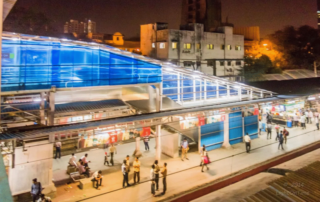 dadar railway station east