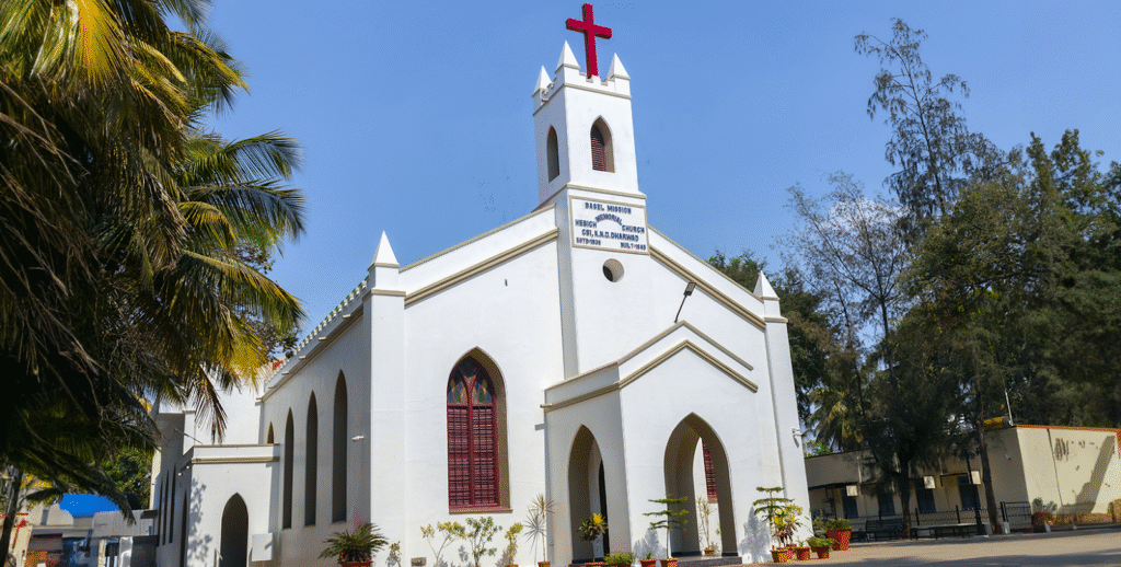 Timeless temples and melodic memorials at Hubli-Dharwad
