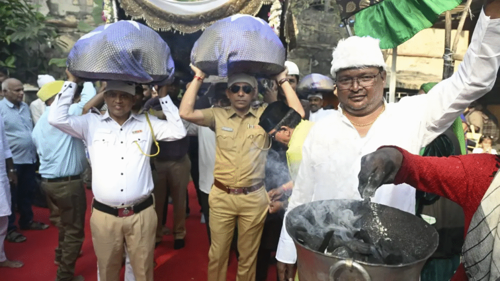 Mumbai Police at Mahim Dargah