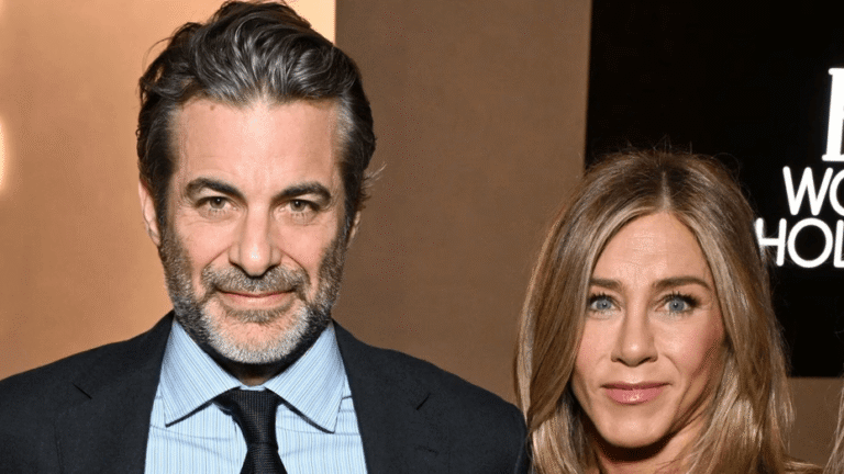 Jennifer Aniston Seen With Boyfriend After $1.5M Home Listing